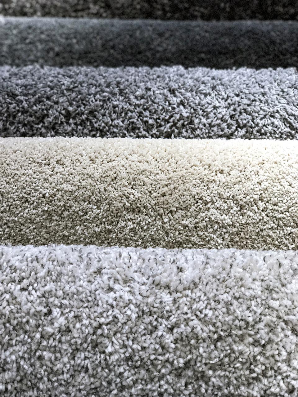 Czyszczenie i konserwacja dywanów – najlepsze wskazówki, aby uniknąć brudnego dywanu